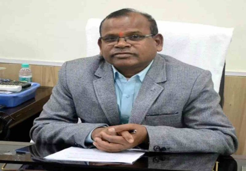 Liquor party in DEO Office