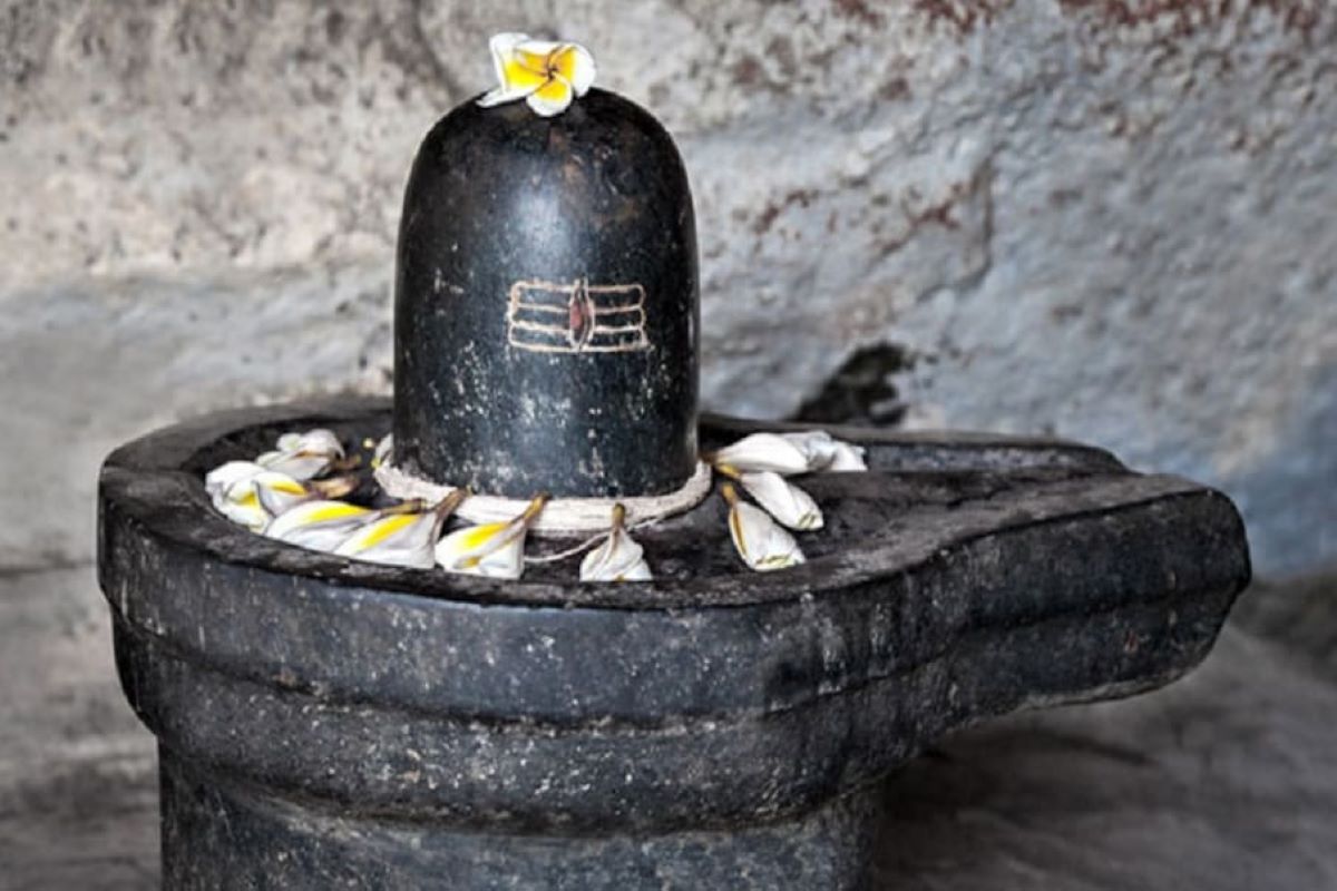 shivling.jpg