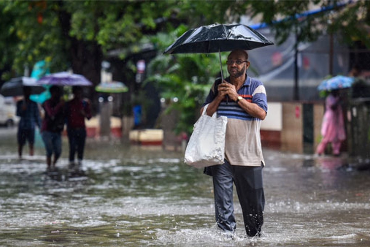 Unseasonal rain alert issued in Maharashtra