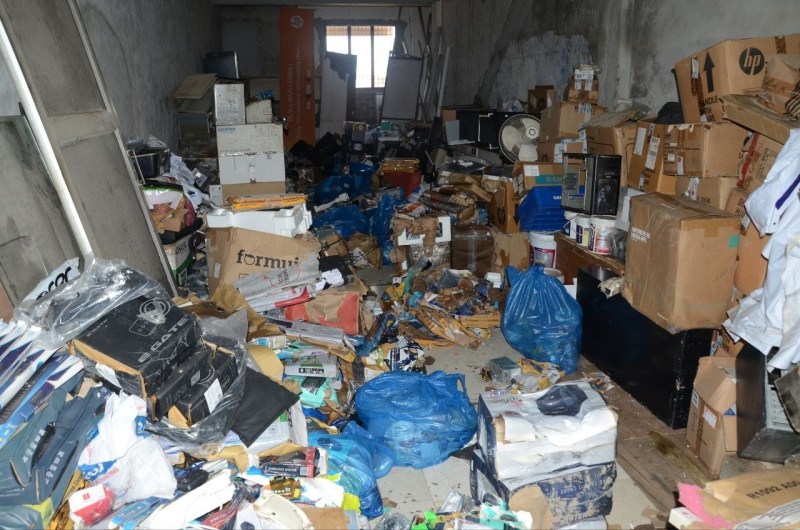 Sriganganagar कहीं दीवारें हिली तो कहीं इलैक्ट्राॅनिक्स आइटम खराब