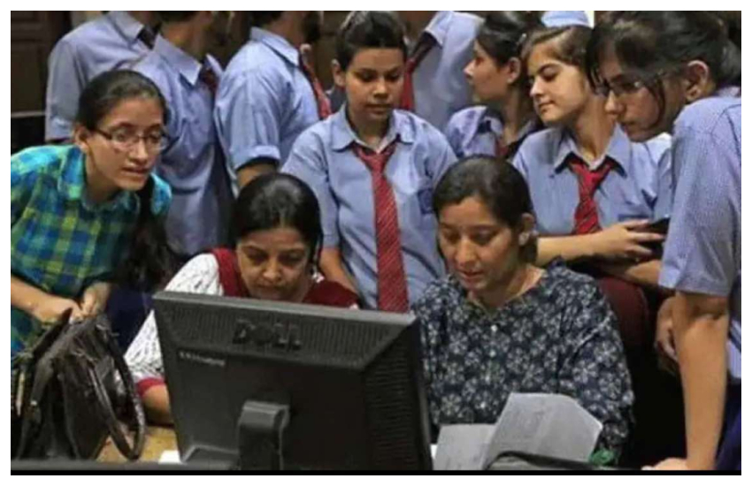 सीबीएसई 12वीं का परिणाम घोषित, श्रेयांशु बने प्रयागराज के टॉपर, 98.4 प्रतिशत अंक किया प्राप्त