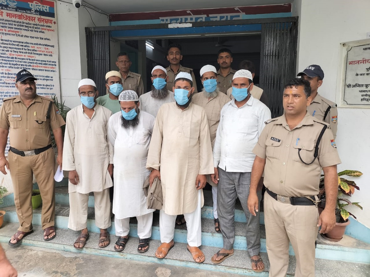 8 arrested for offering 'namaz' in public in Haridwar