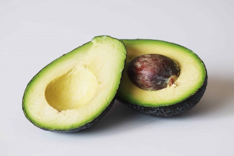 Avocado Benefits: सुपरफूड में से एक होता है एवोकाडो, सेहत और स्किन के लिए होता है फायदेमंद