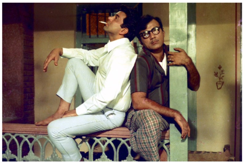 when fans had thrown mehmood autograph