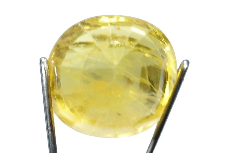 Pukhraj, Pukhraj ke fayde, Pukhraj gemstone, yellow sapphire, pukhraj stone, how to wear pukhraj,