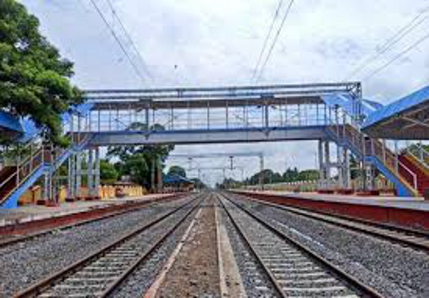 Bhatgaon-Renukoot rail line