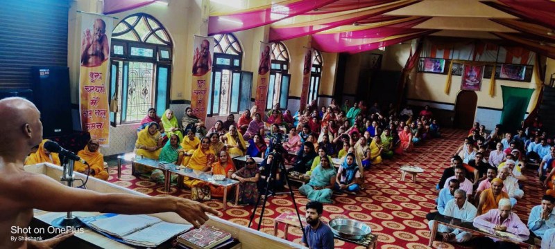 अच्छे संस्कारों का पालन करने से होती है रिद्धि सिद्धि की प्राप्ति, घर को मंदिर जैसा बनाने का करें प्रयास