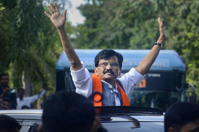 shivsena_mp_sanjay_raut.jpg