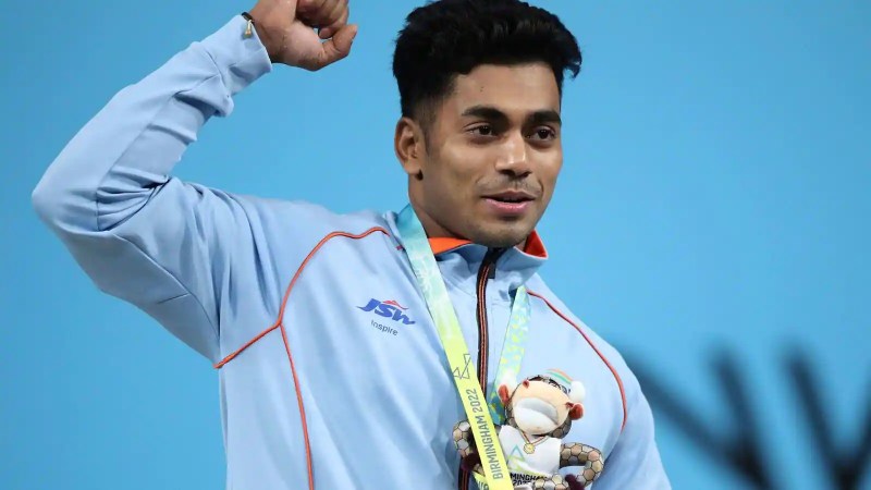 commonwealth games 2022 achinta sheuli won gold medal in weightlifting