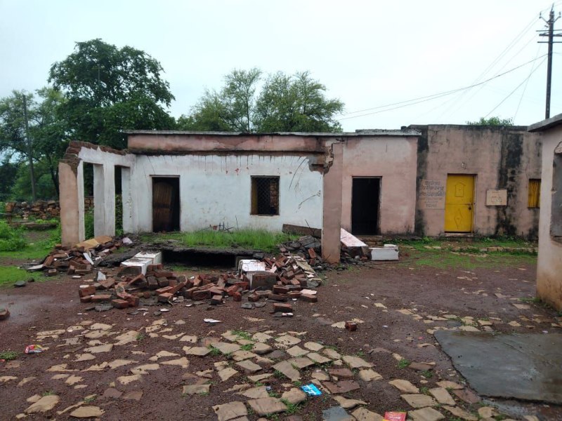 रन्नौद संकुल के दर्जन भर स्कूलों में नही है नियमित शिक्षक