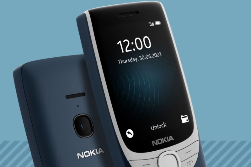 nokia_8210_phone.jpg
