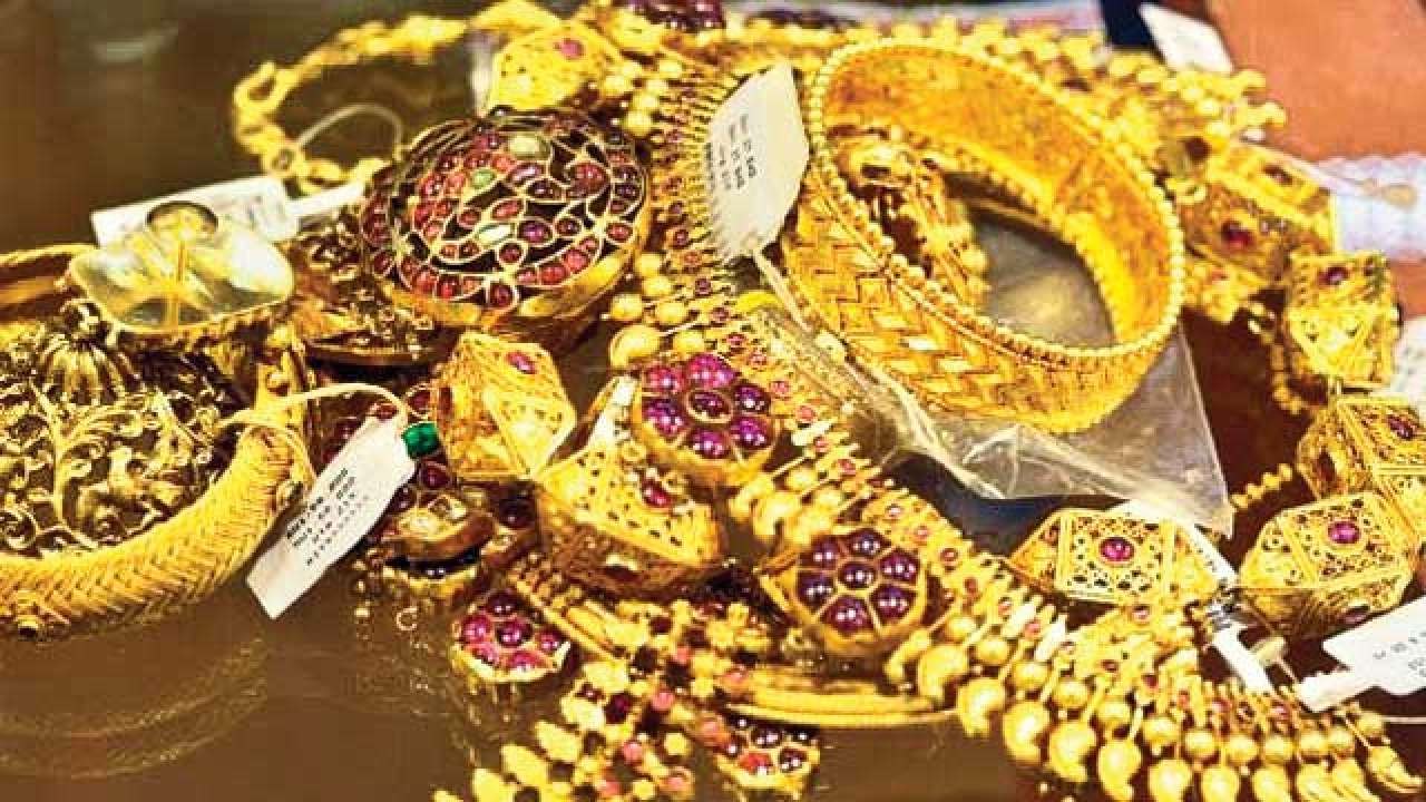 2 KG Jewellery Recovered in Shatabdi Express in Jhansi