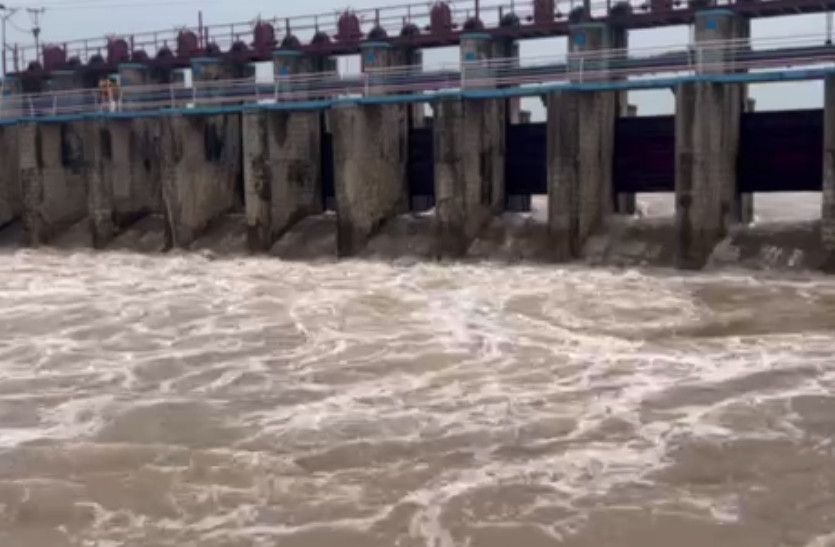 weather update: rain in banswara surwaniya dam 10 gates opened
