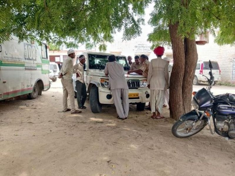 तालाब को तैर कर पार करने की जिद ले डूबी, 18 घंटे बाद पानी पर तैरता मिला बुजुर्ग का शव