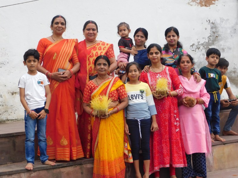 धूमधाम से मनाया कजलियां का त्योहार,गाजे-बाजे के साथ किया विसर्जन