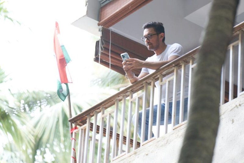 'लाल सिंह चड्ढा' के बायकॉट के बीच Aamir Khan ने फहराया तिरंगा