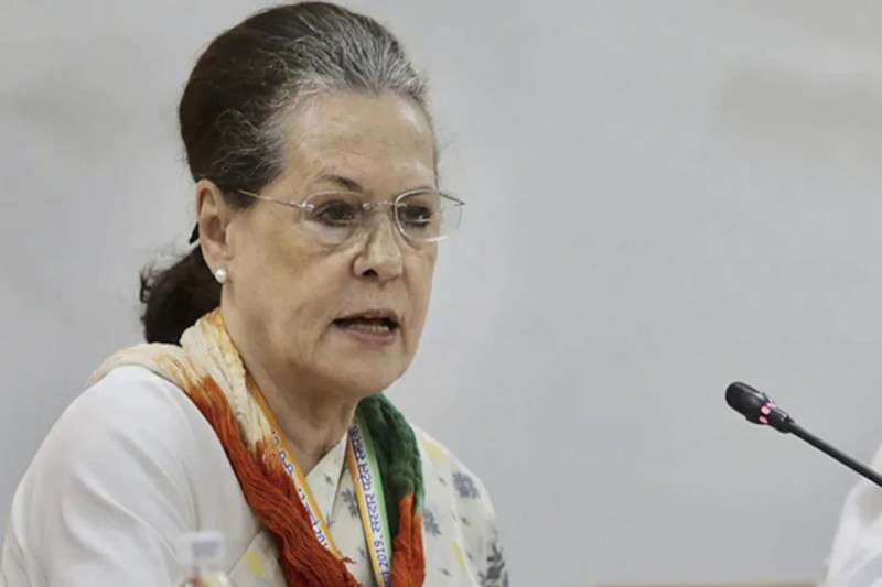 independence-day-sonia-gandhi-congratulated-the-countrymen-on-independence-day-but-targeted-the-government.jpg