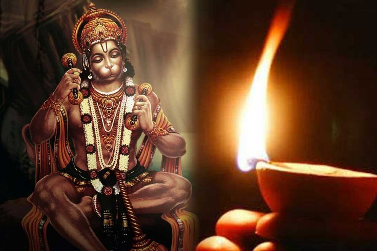 raat mein hanuman chalisa padhne ke fayde, how to worship lord hanuman daily, hanuman ji ki puja kaise karen, astrology tips for health and wealth, best time to pray hanuman, 