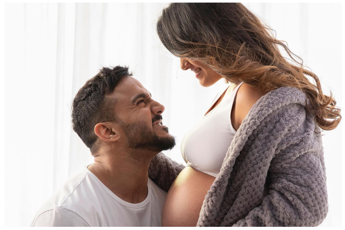 anita hassanandani confuses fans with sharing baby bump photo 
