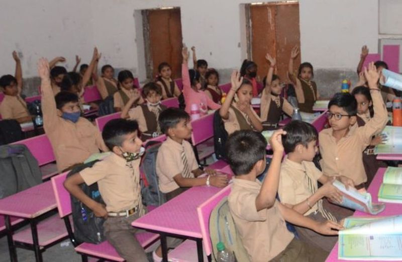 संभाग में कुल 273 इंग्लिश मीडियम का लक्ष्य, लेकिन खुले 153