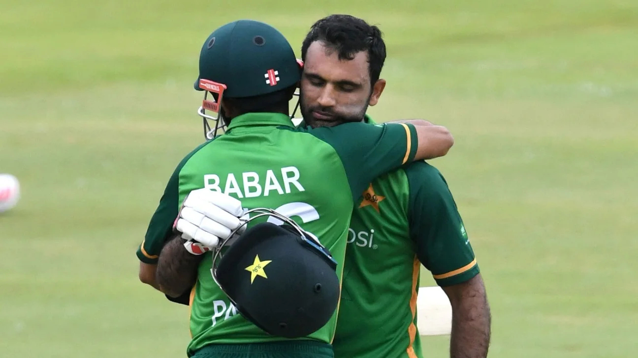 pakistan vs netherlands fakhar zaman bees attacked in match babar azam