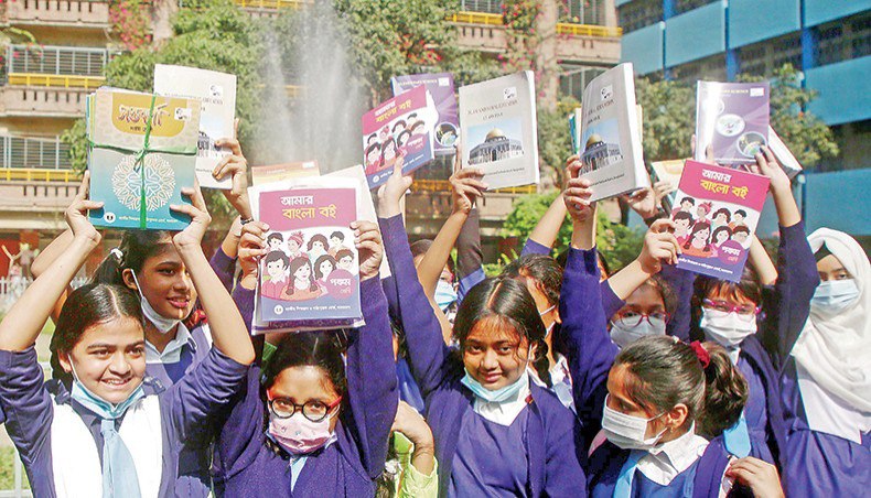 After half the session distribution of books will start in government schools