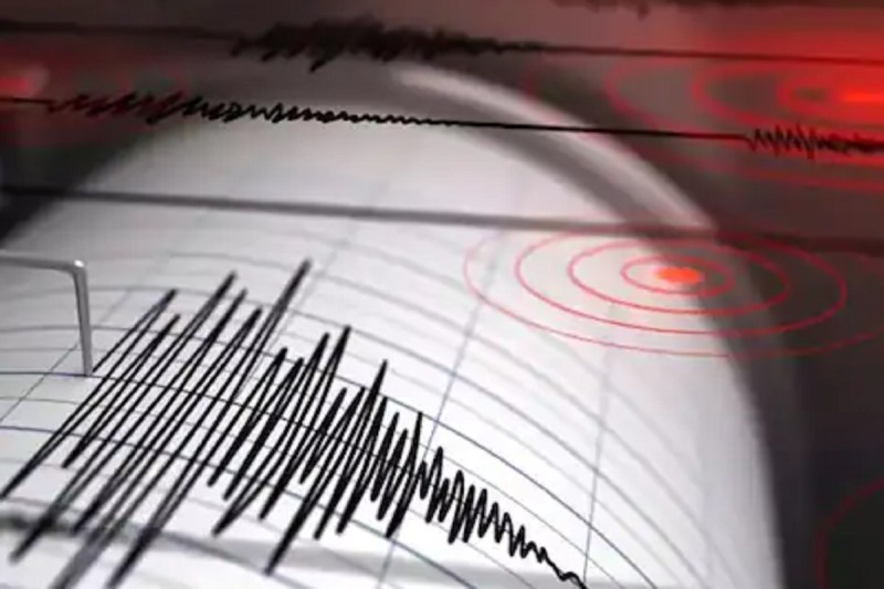 लखनऊ समेत कई शहरों में भूकंप के झटके, सहमे लोग