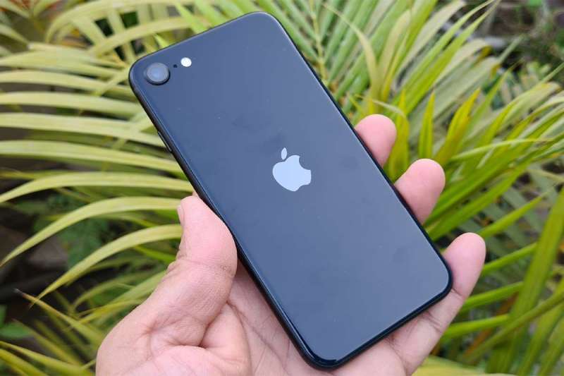 iphone_se_2022.jpg