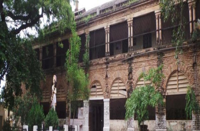 एसएलपी कॉलेज में विद्यार्थी परिषद कार्यकर्ताओं को पीटा, रसीद कट्टे फाड़े