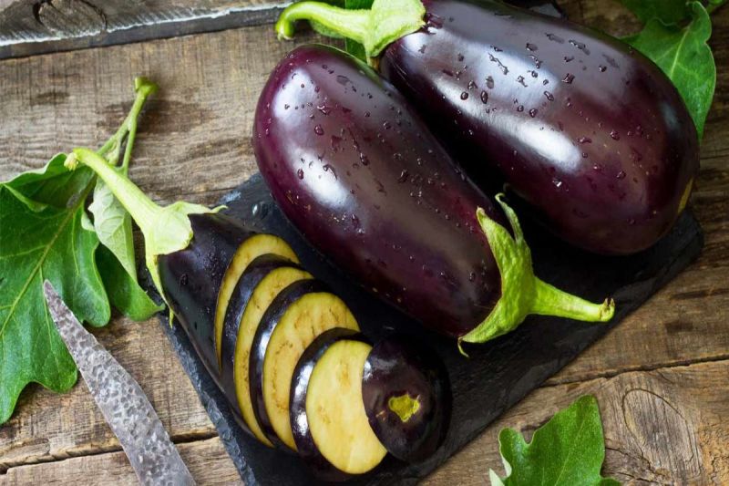 Brinjal Benefits: शारीरिक और मानसिक स्वास्थ्य के लिए करें बैंगन का सेवन, जानें इसके कमाल के फायदे