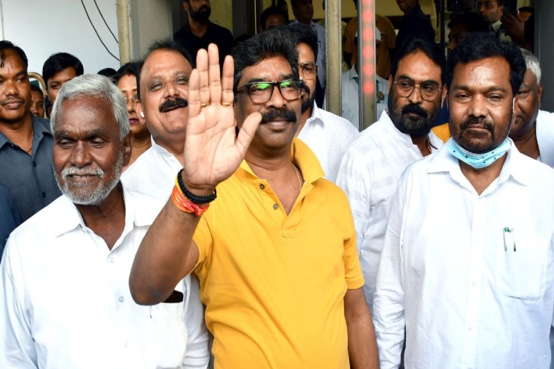 jharkhand-political-drama-cm-hemand-soren-will-take-cabinet-meeting-today-in-ranchi.jpg