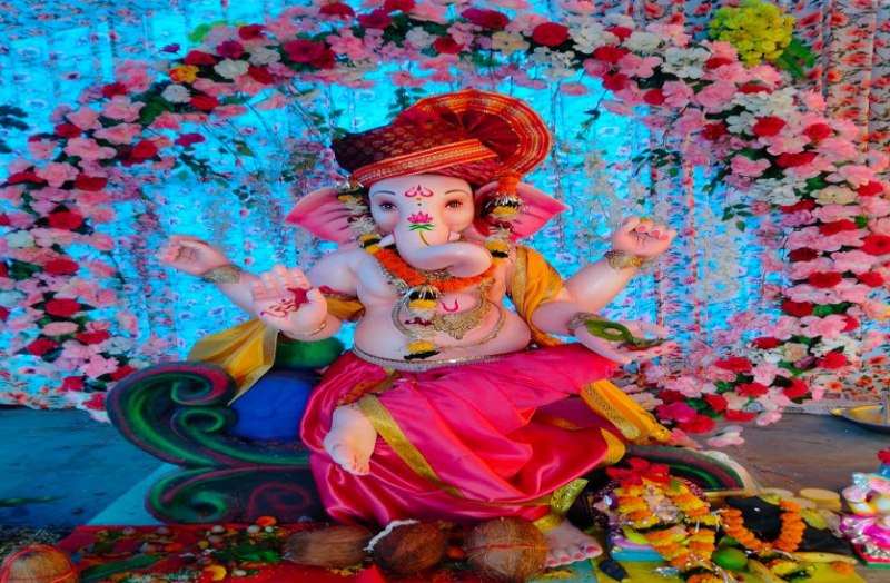 अगर आपके घर में विराजे हैं गणपति तो भूलकर भी न करें ये काम