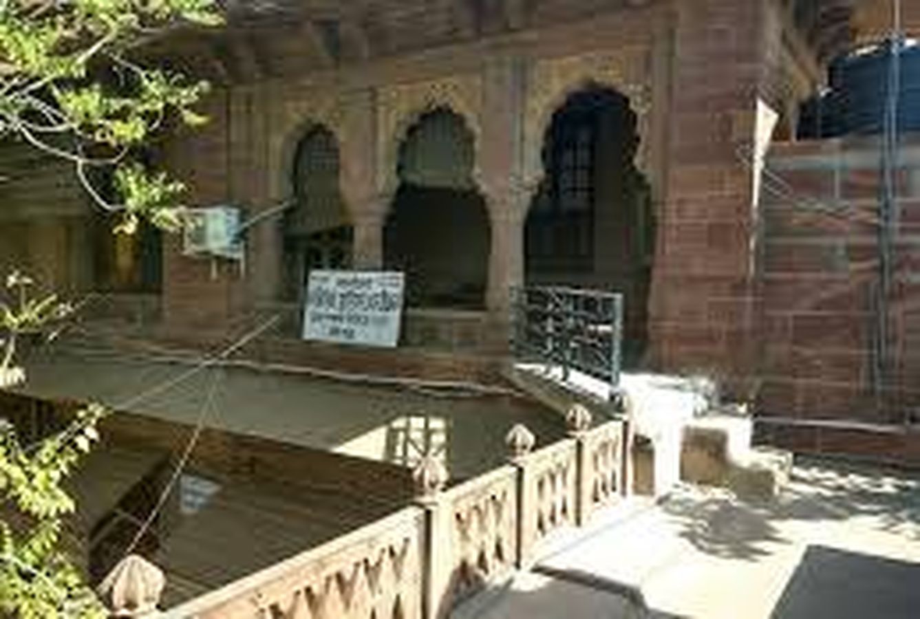 Bribe : थानाधिकारी-एएसआइ ने मांगी रिश्वत, ट्रैप से बचे तो एसीबी ने ऐसे की कार्रवाई