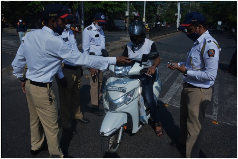 thane_traffic_police.jpg