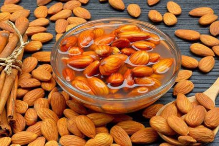 Soaked Almonds Benefits: रोज सुबह खाली पेट भीगे हुए बादाम खाने से सेहत को मिलेंगे ये अद्भुत फायदे, दिमाग होता है तेज