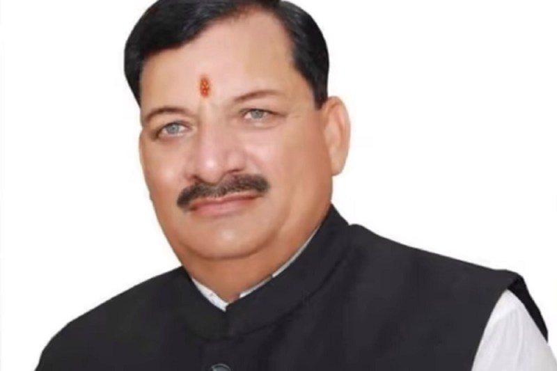 गोला विधानसभा सीट से भाजपा विधायक अरविंद गिरि का चलती कार में हार्ट अटैक से निधन, सीएम योगी दुखी