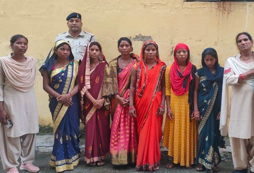 Women gang arrested in Surajpur