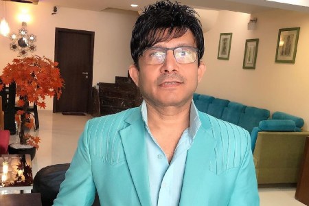 विवादित ट्वीट के मामले में KRK को मिली राहत