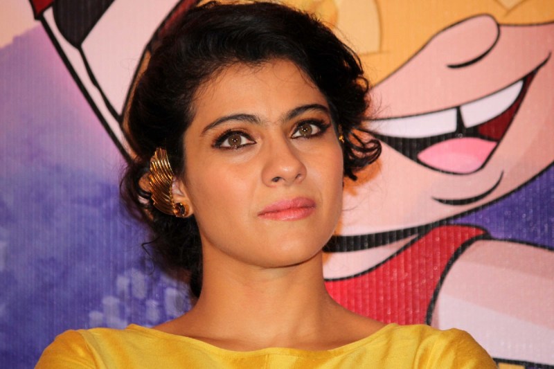 Kajol ने पैपराजी से लगाई तेज चलने की रेस