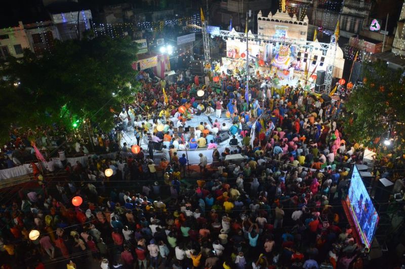 श्याम वंदना महोत्सव में बही भजनों की रसधार