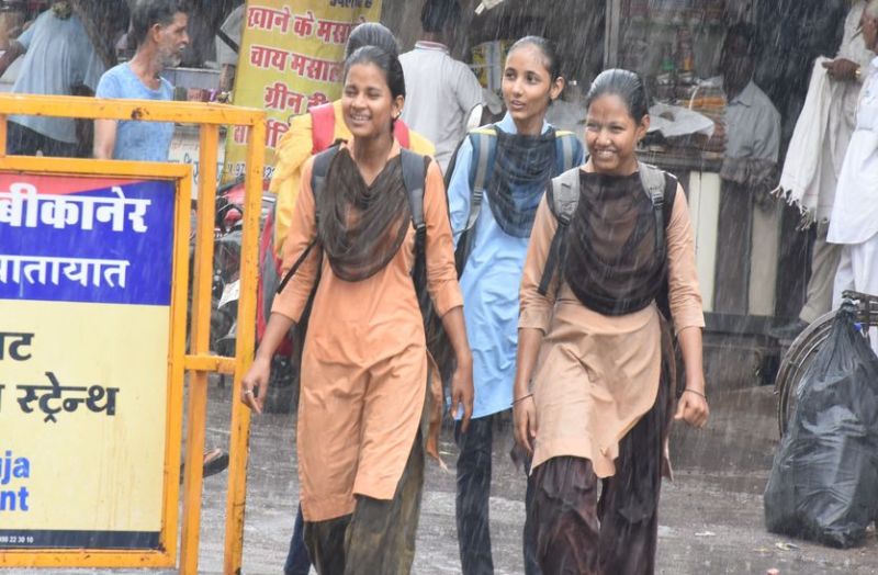 bikaner weather: फिर खिलखिलाया मानसून, बारिश की फुहारें से खिले चेहरे