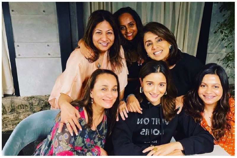 neetu kapoor soni razdan to host all girls alias baby shower