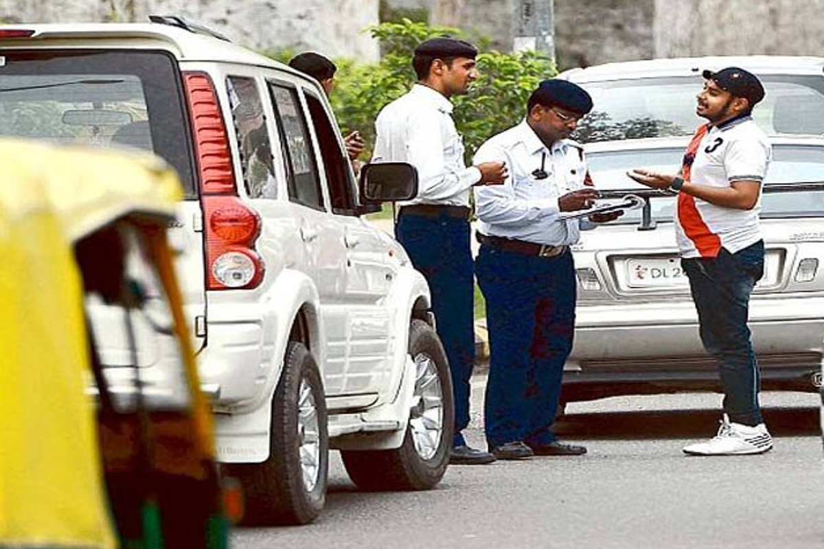traffic_challan_for_seat_belt-amp.jpg