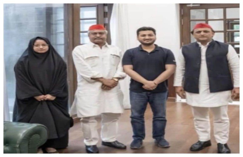 अटाला बवाल के मास्टरमाइंड जावेद पंप से मिलने देवरिया जेल जायेंगे अखिलेश यादव, जानिए वजह