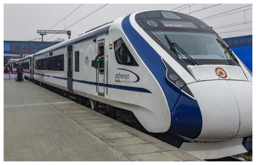 प्रयागराज से लखनऊ और गोरखपुर का सफर हो होगा आसान, वंदे भारत एक्सप्रेस चलाने की तैयारी शुरू