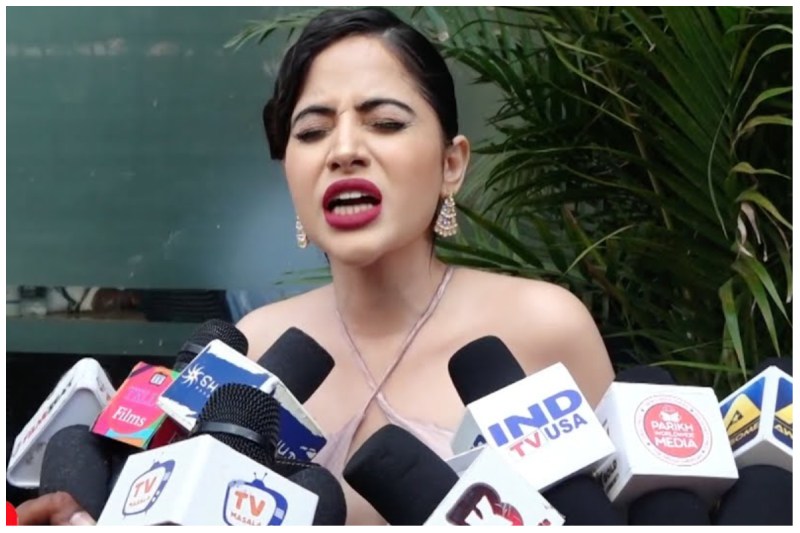 urfi javeds gets angry on paparazzi says maine rape kiya tumhara