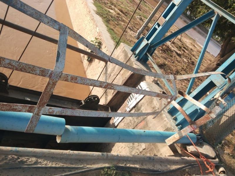 मसीतांवाली हैड से प्रदेश के बारह जिलों में प्रवाहित हो रहा पानी, सुरक्षा की दृष्टि से लगी रैलिंग हुई क्षतिग्रस्त