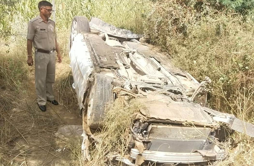 4 died in road accident in jhunjhunu