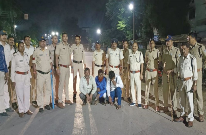 In a single night, the police caught 72 criminals