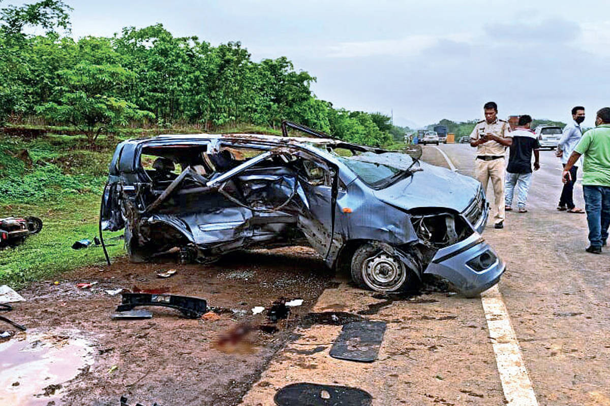 Maharashtra highway accident.jpg